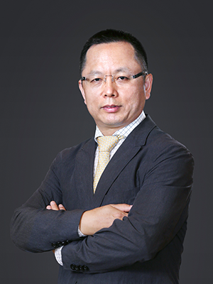 王霖